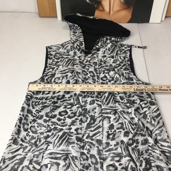 Zenergy by Chico’s - Picture 6 of 8